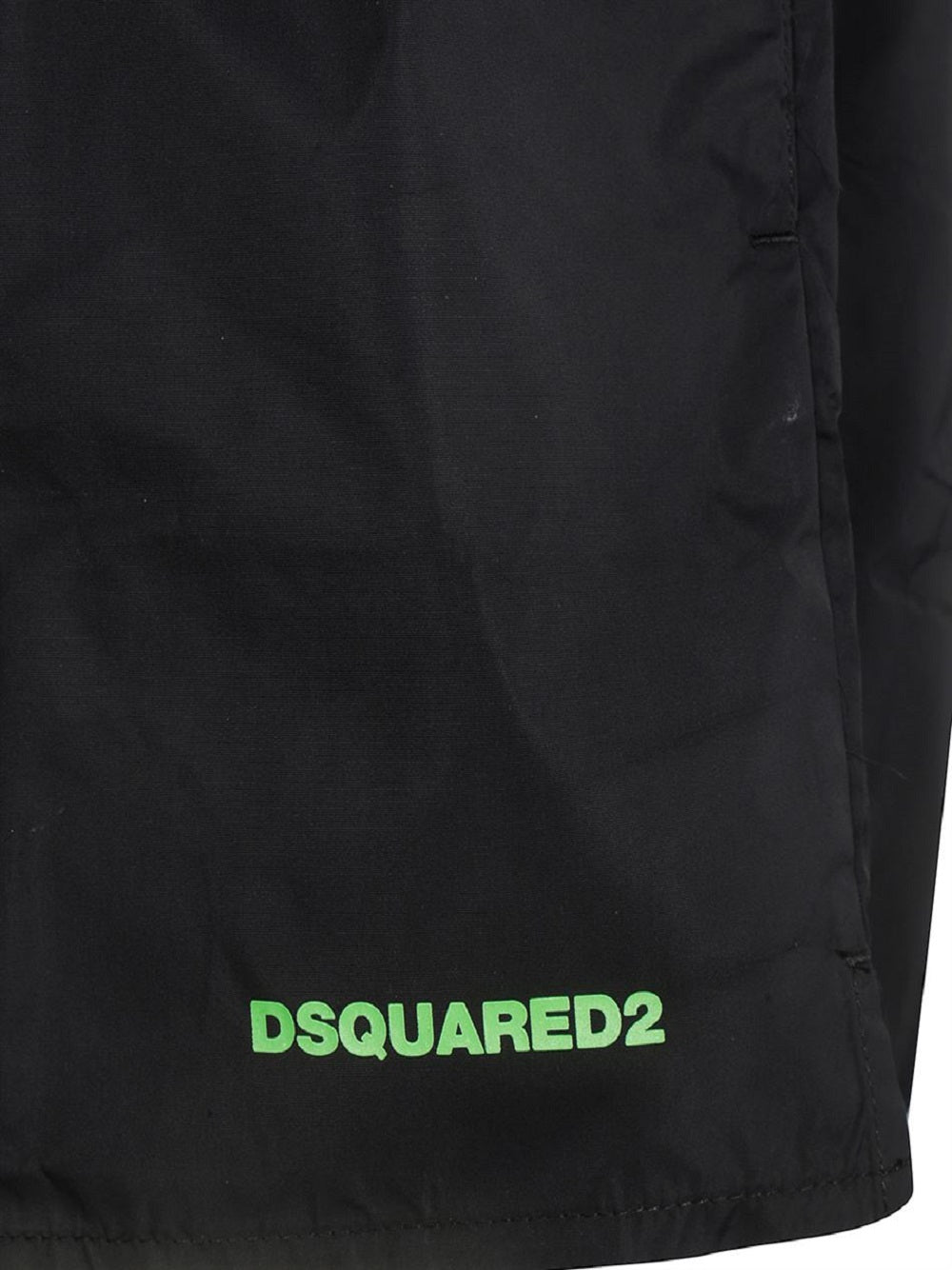 Costume da bagno Dsquared2 D7B642400 nero con logo posteriore in verde fluo con vita elasticizzata e coulisse Dsquared2 D7B642400 NERO