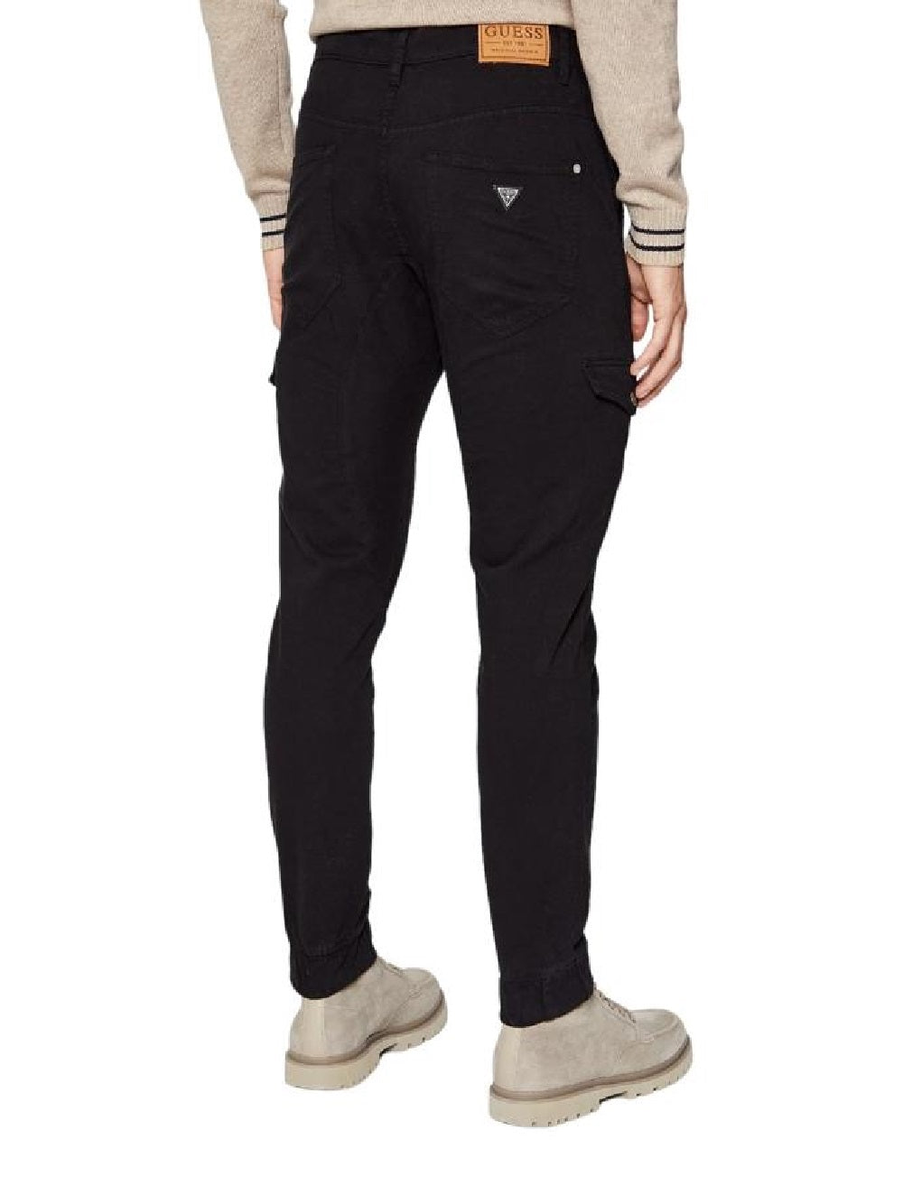 Pantalón cargo Guess M2RB17WEDW1 con logotipo, cierre de cremallera y botón