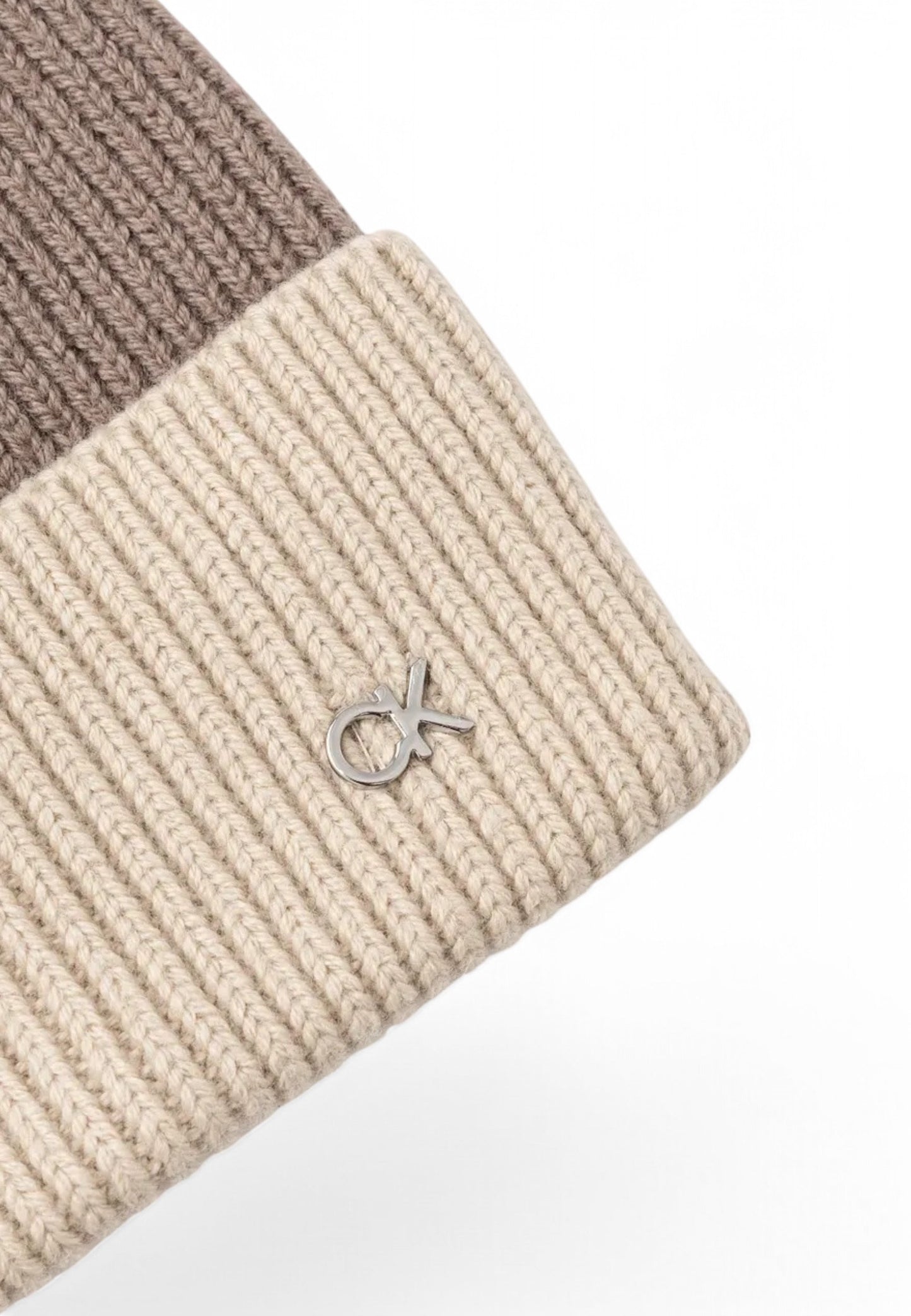 Sombrero de mujer Calvin Klein