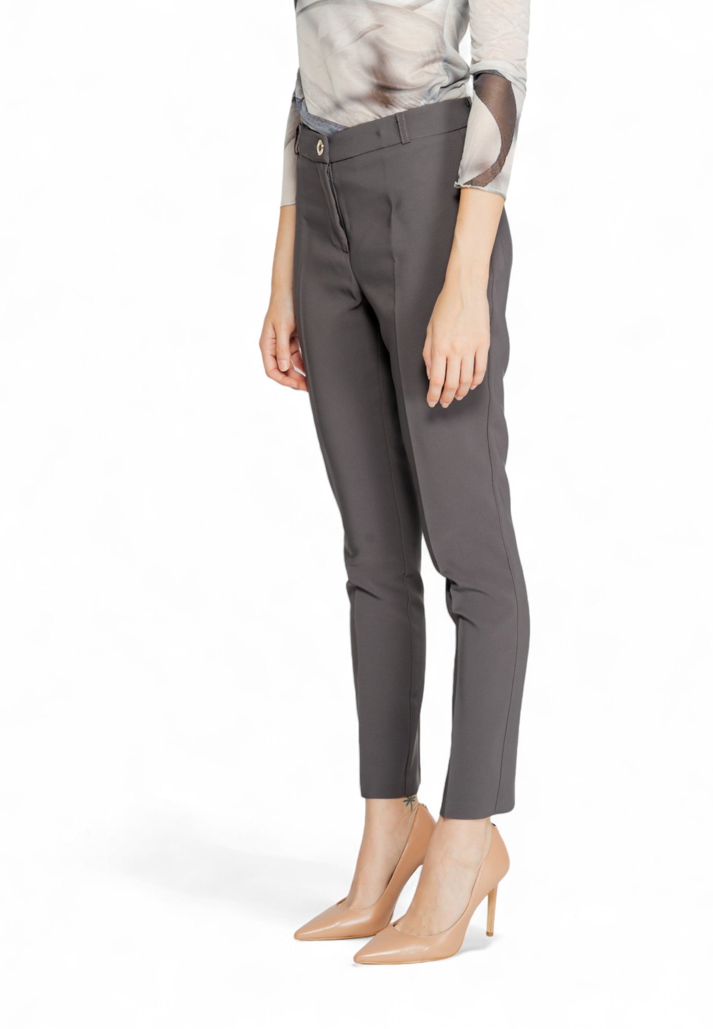 Pantalones de mujer renacentistas