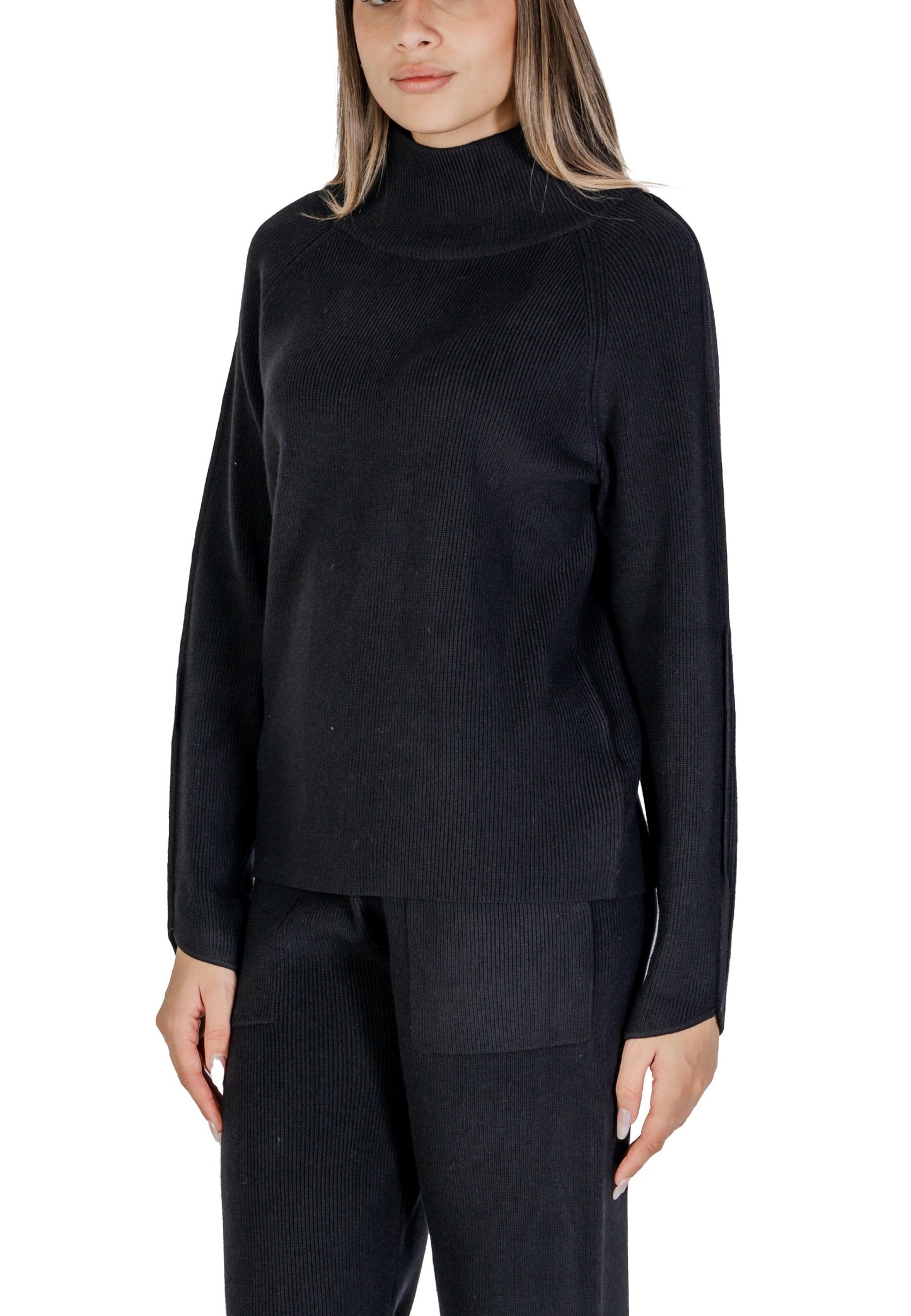 Clerè Women's Sweater