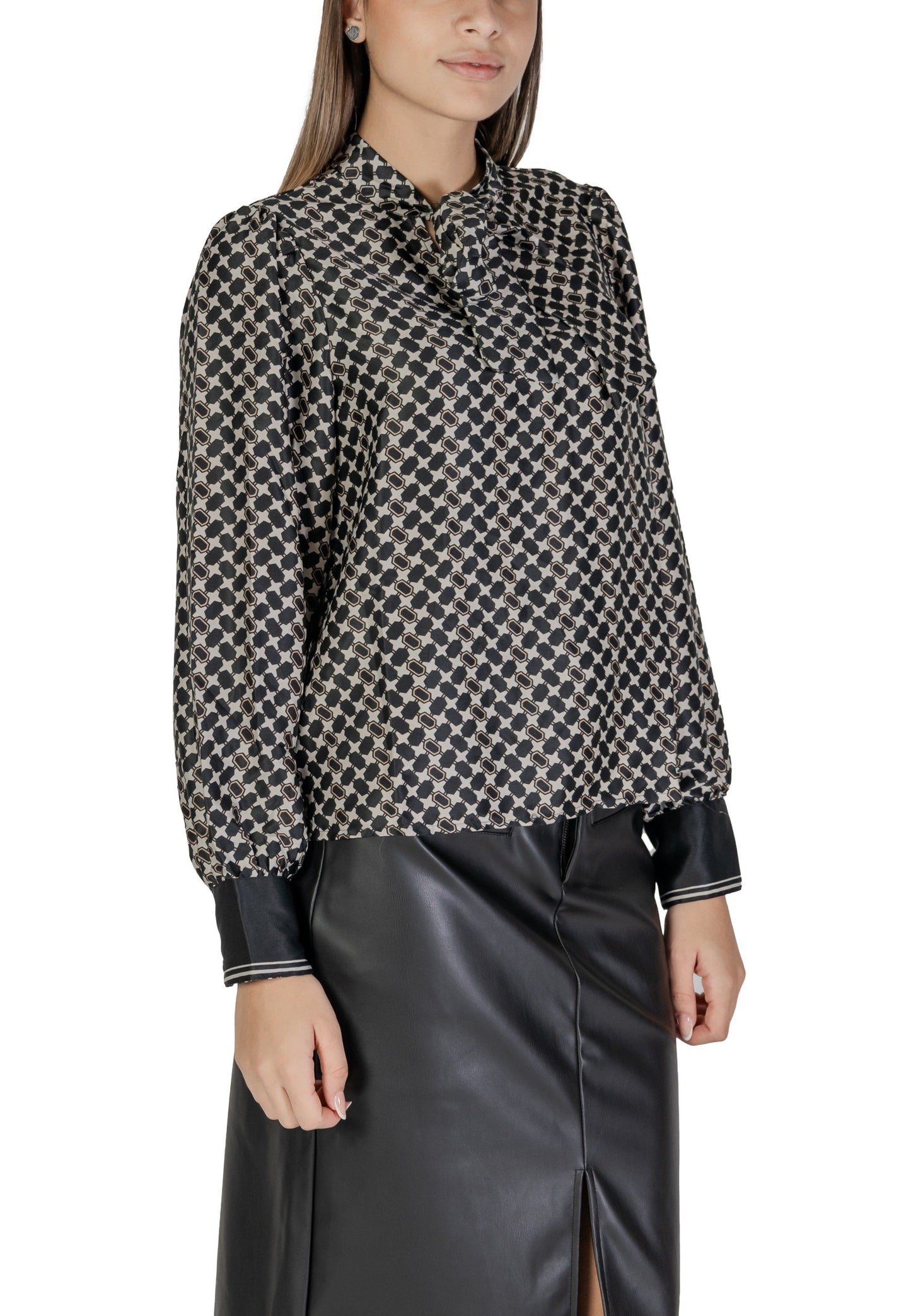 Only Women's Shirt