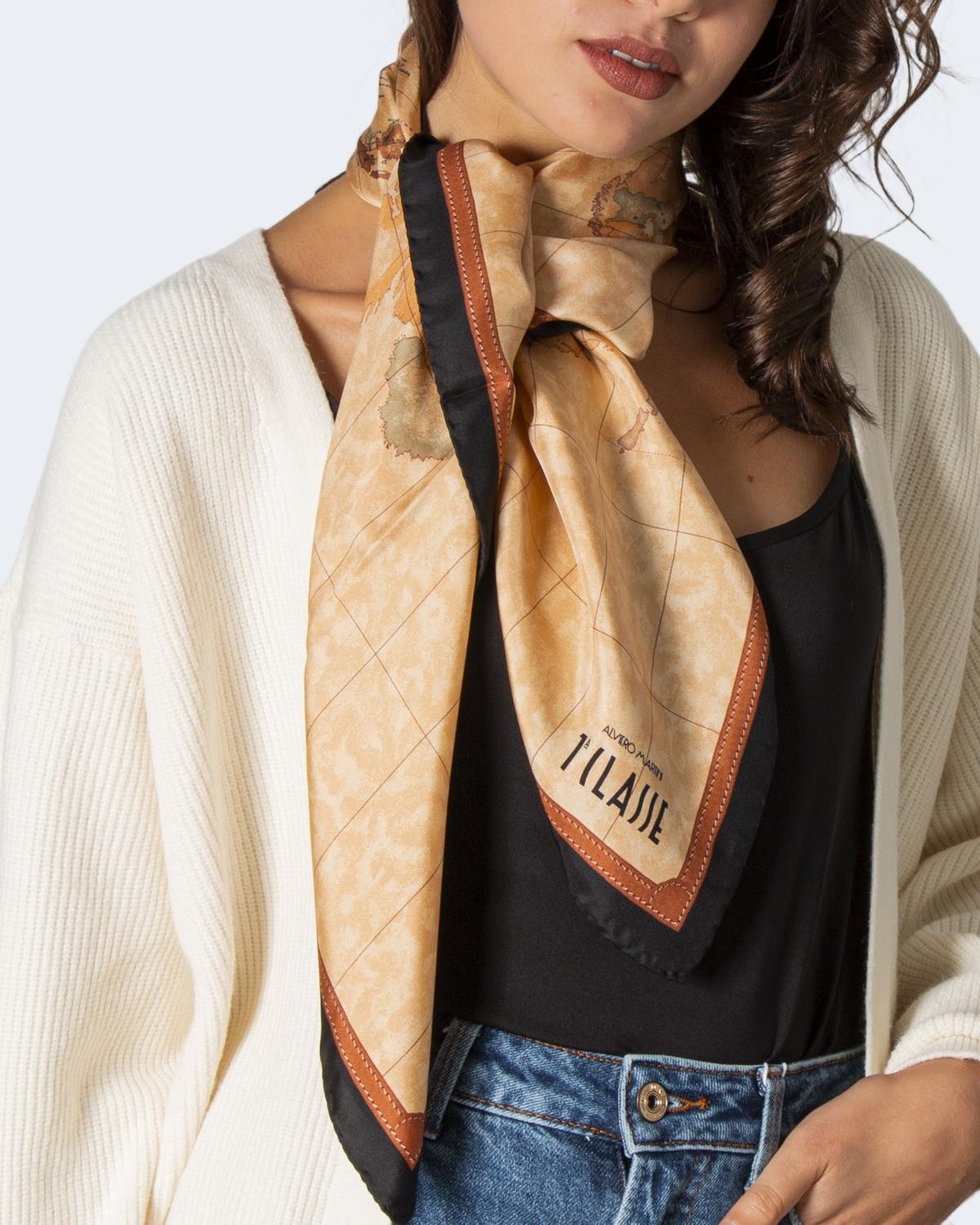 Alviero Martini Prima Classe Sciarpa Donna Alviero Martini Prima Classe K 3190 ALOE beige Beige