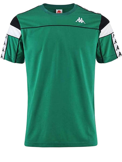 Camiseta Kappa modelo 303WBS0 banda 222 con repetición de logo en hombros y mangas