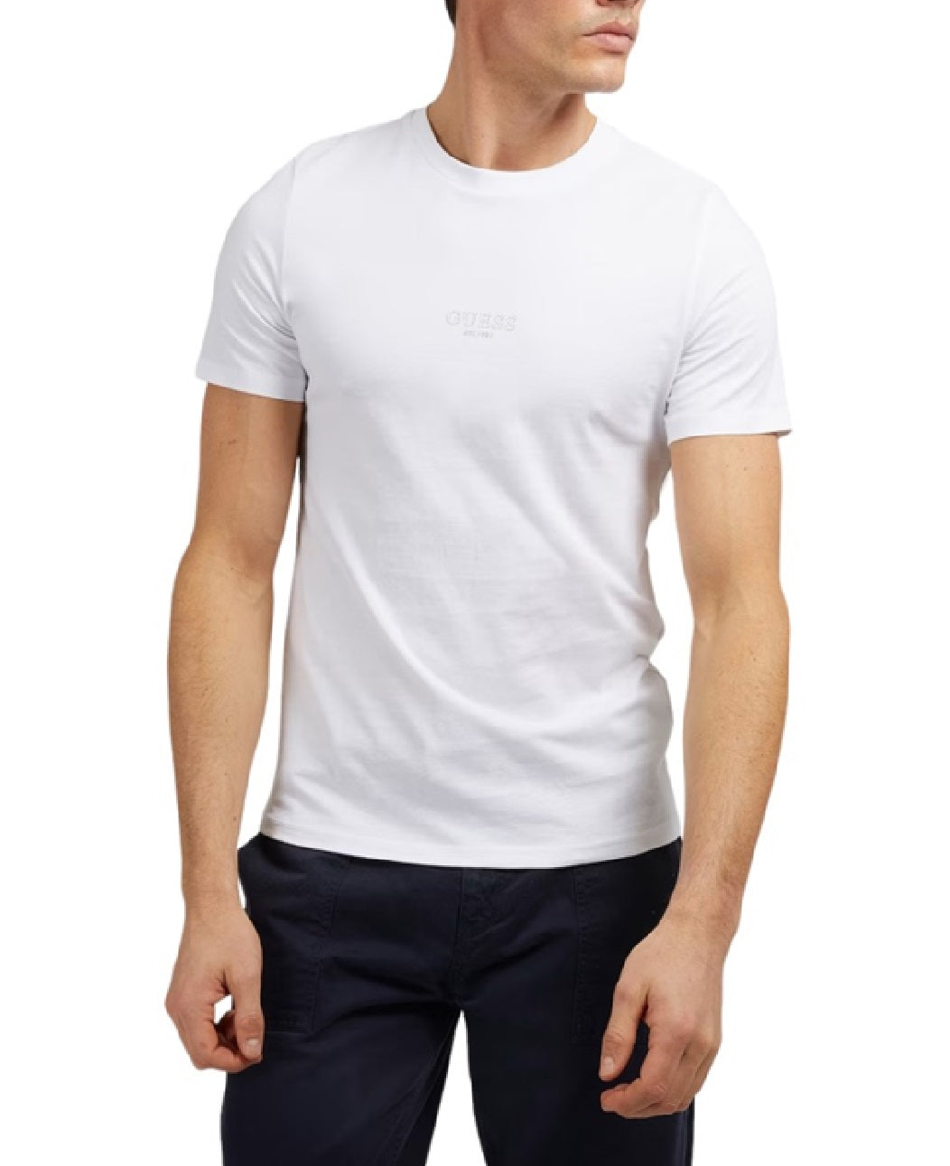 T-shirt da uomo Guess modello M2YI72 I3Z14 in cotone con mezza manica e girocollo, ha il logo in rilievo sul petto