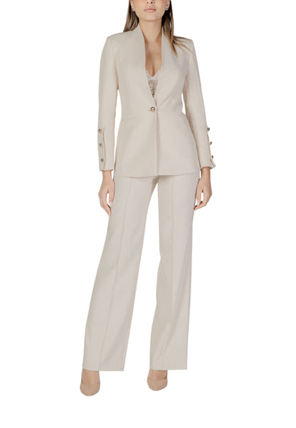 Pantalones de mujer renacentistas
