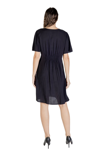 Vestido de mujer B.young