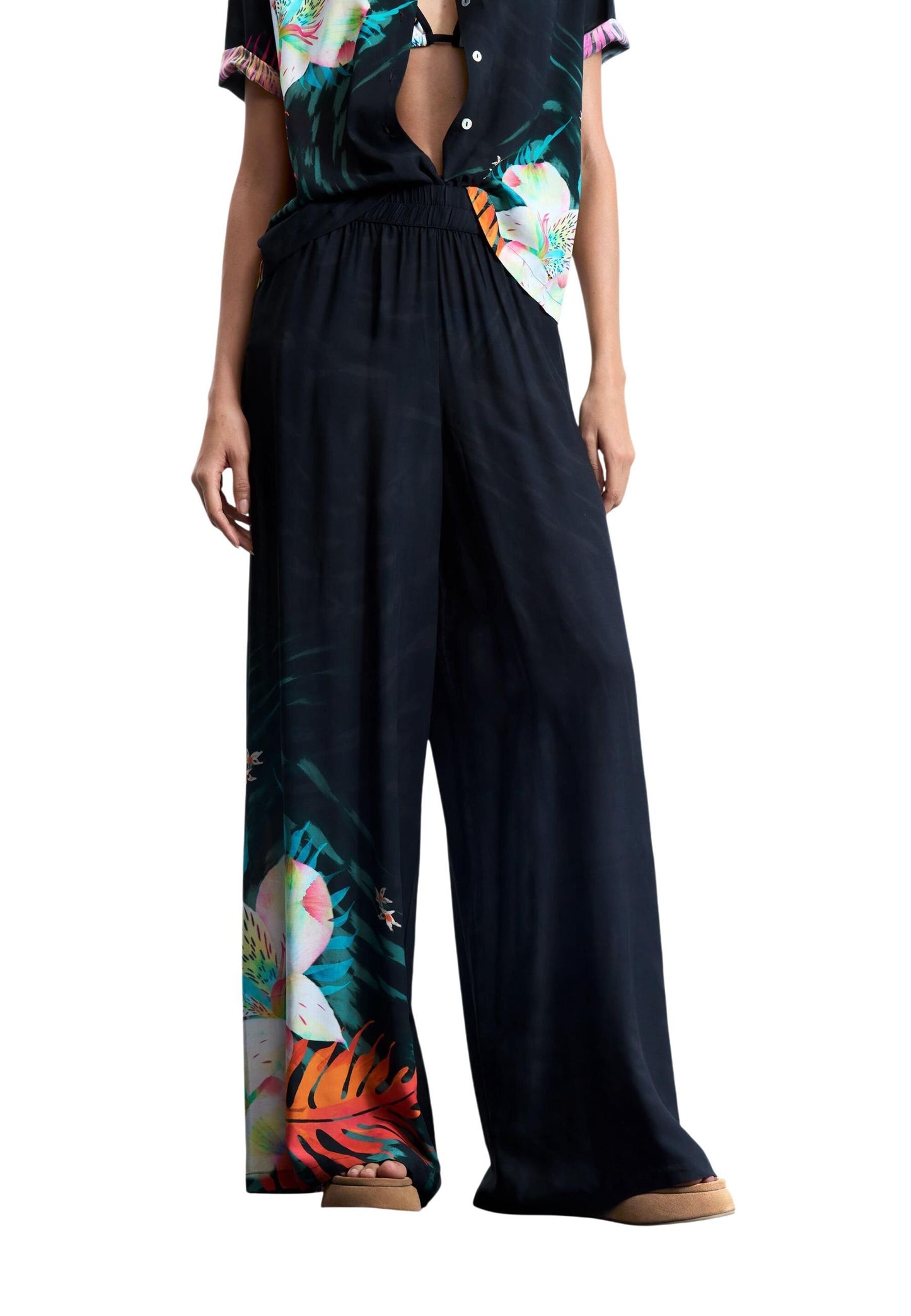Desigual Pantaloni Donna Desigual 26SWPW52 black  black