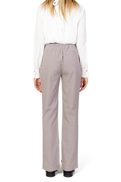 Sólo pantalones de mujer