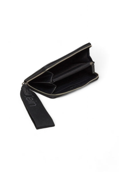 Calvin Klein Jeans Women's Wallets