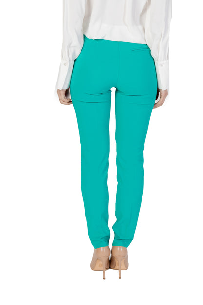Pantalones de mujer renacentistas