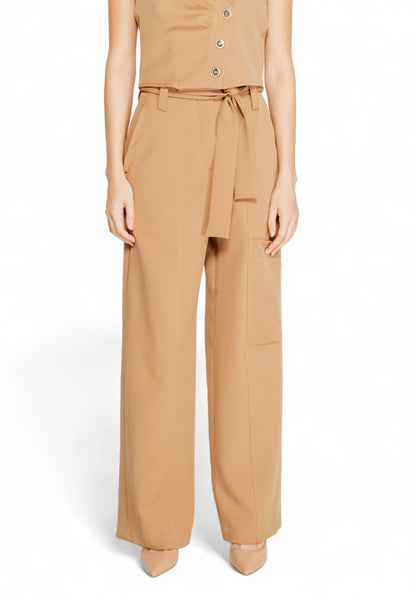 Pantalones de mujer renacentistas