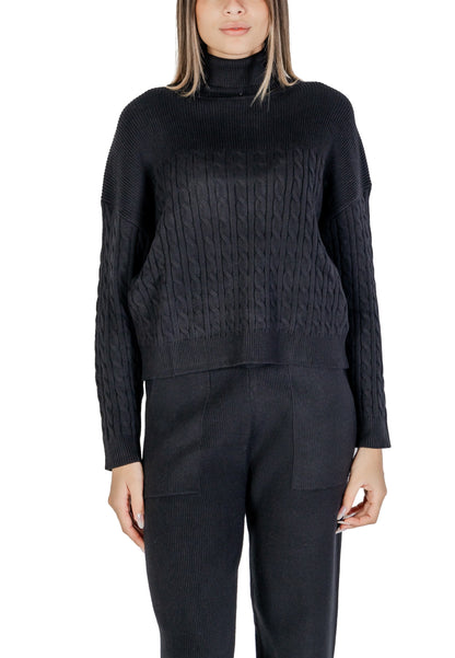 Clerè Women's Sweater