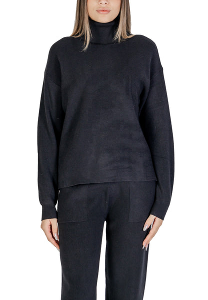 Clerè Women's Sweater