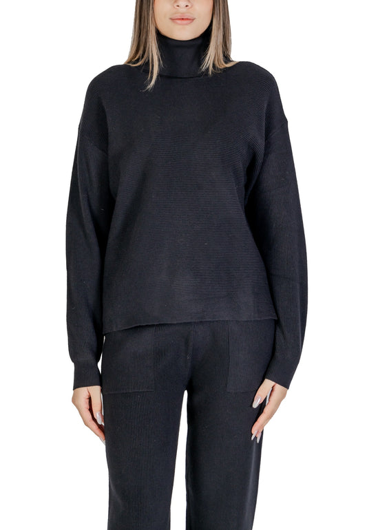 Clerè Women's Sweater