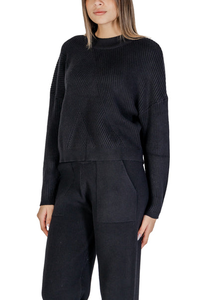 Clerè Women's Sweater