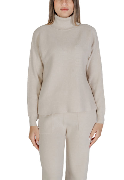 Clerè Women's Sweater