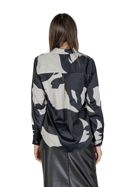 Only Women's Shirt