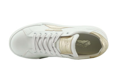 Sneaky Sneakers Donna